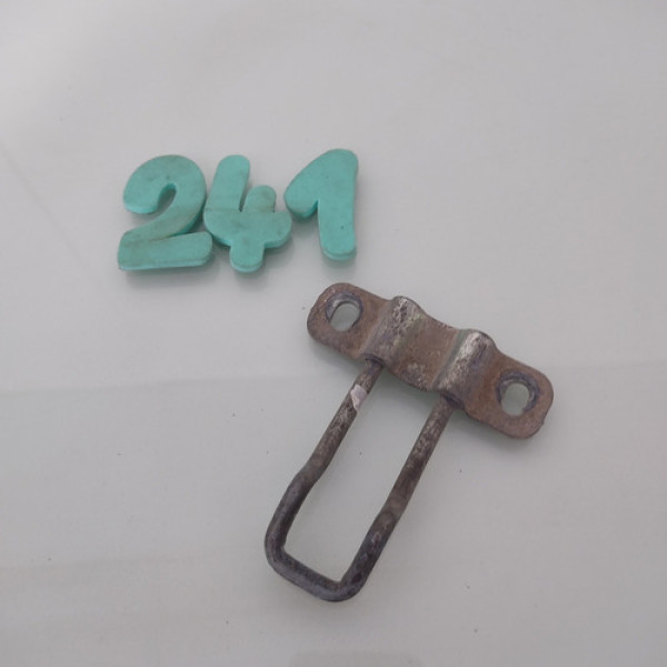 Batente Inferior Porta Traseira Fiat Fiorino 2015