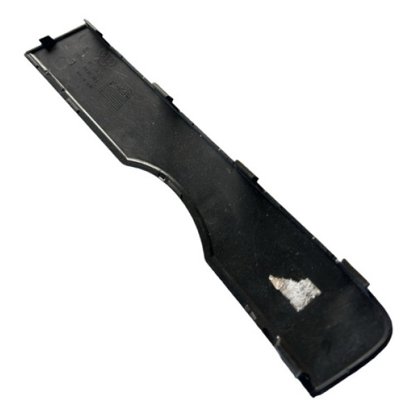 Fechamento Grade Milha Lado Direito Audi Q3 2014