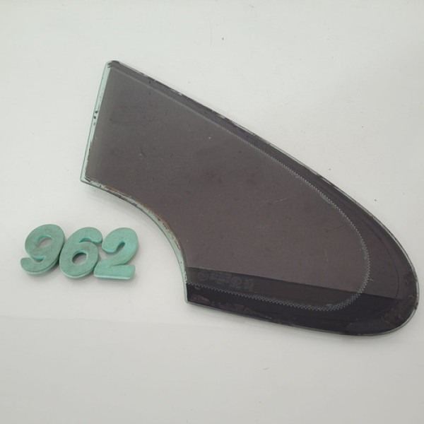 Vidro Vigia Dianteiro Direito Peugeot 307 Cx 962