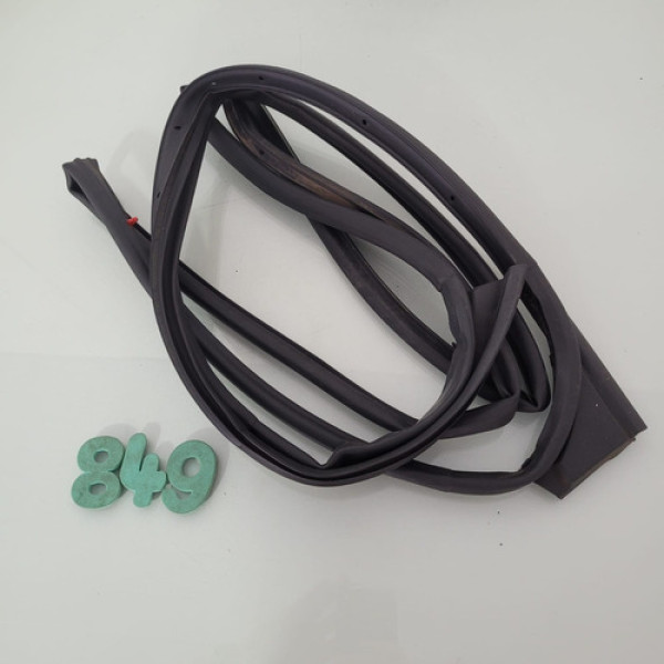 Borracha Porta Traseira Esquerda Fiat Argo Cx 849