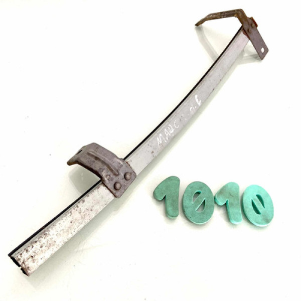 Guia Vidro Dianteiro Esquerdo Nissan March - Cx 1010