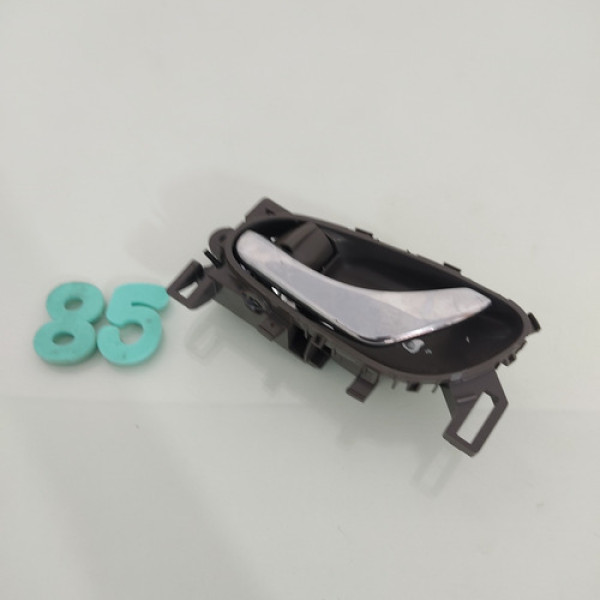 Maçaneta Interna Dianteira Esquerda Nissan Sentra 2015 