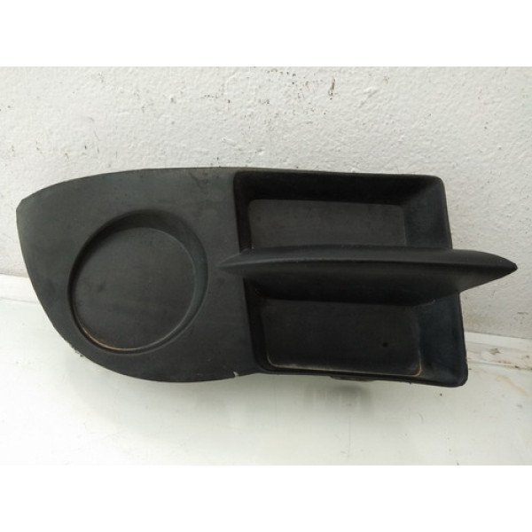 Grade Moldura Farol Milha Sem Furo Lado Direito Clio 06/12