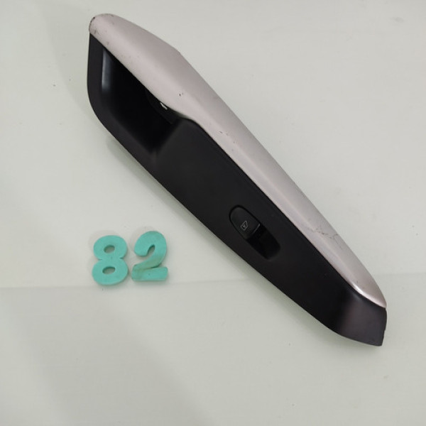 Comando Vidro Elétrico Dianteiro Direito Nissan Kicks