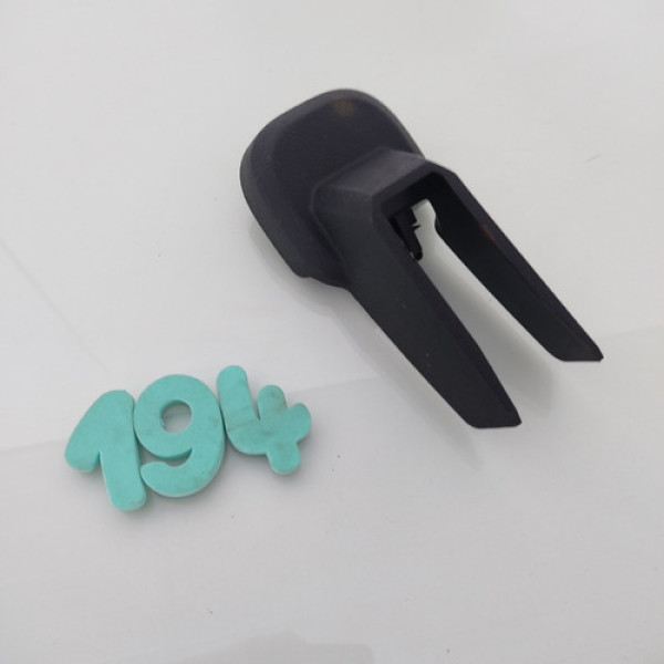 Acabamento Trilho Banco Fiat Freemont Cod 2106975 Cx 194