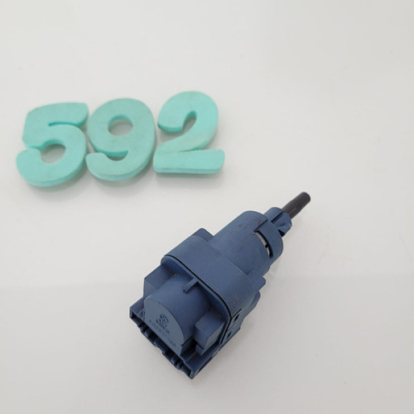 Interruptor Do Pedal De Embreagem Vw Up Cod 6q0927189
