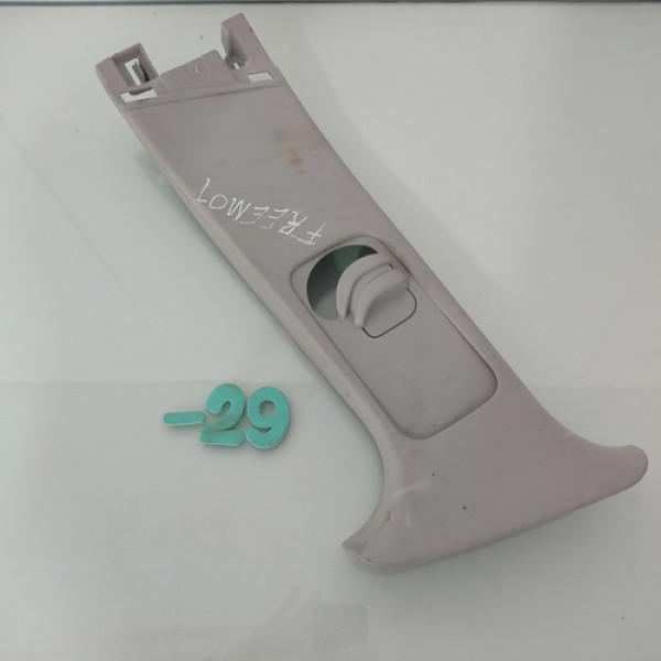 Acabamento Coluna Lado Esquerdo Peugeot 208