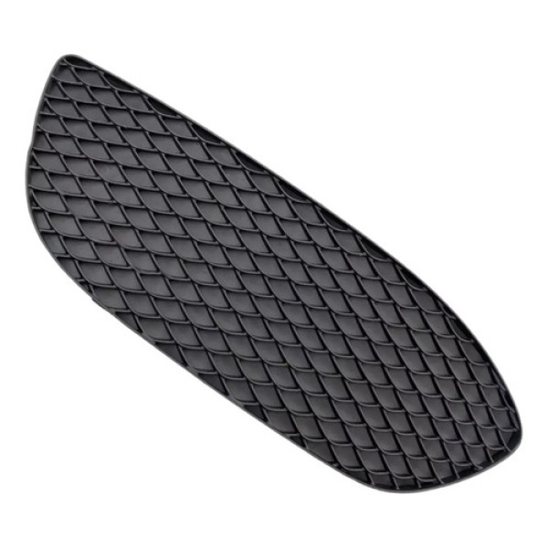 Grade Inferior Lado Esquerdo Mercedes C180 .