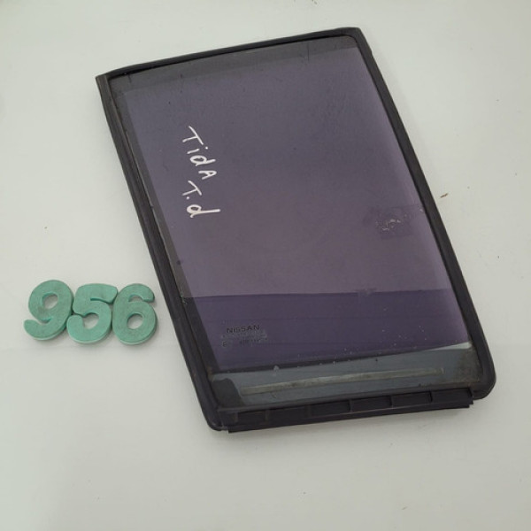 Vidro Fixo Traseiro Direito Nissan Tiida Cx 956