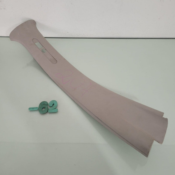 Acabamento Coluna Lado Direito Peugeot 207