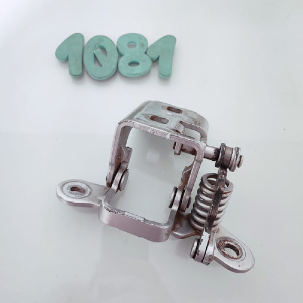 Dobradiça Porta Dianteira Direita Fiat Freemont Cx 1081