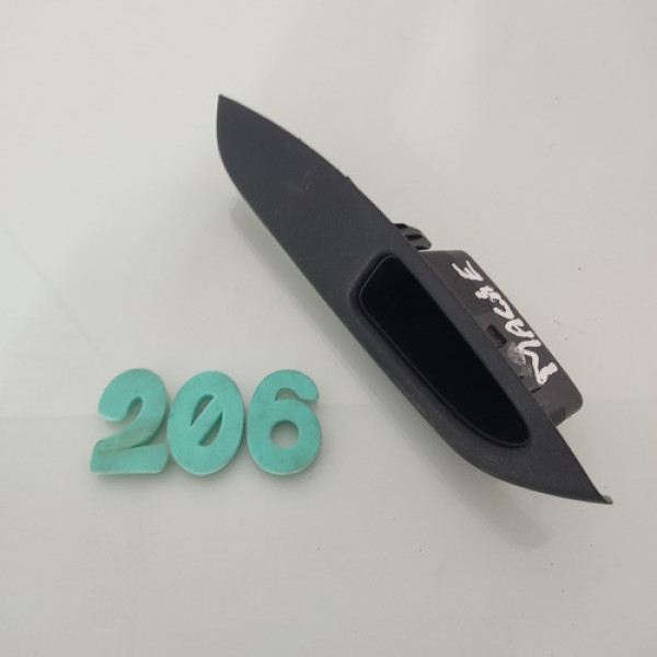 Puxador Porta Traseira Esquerda Nissan March 