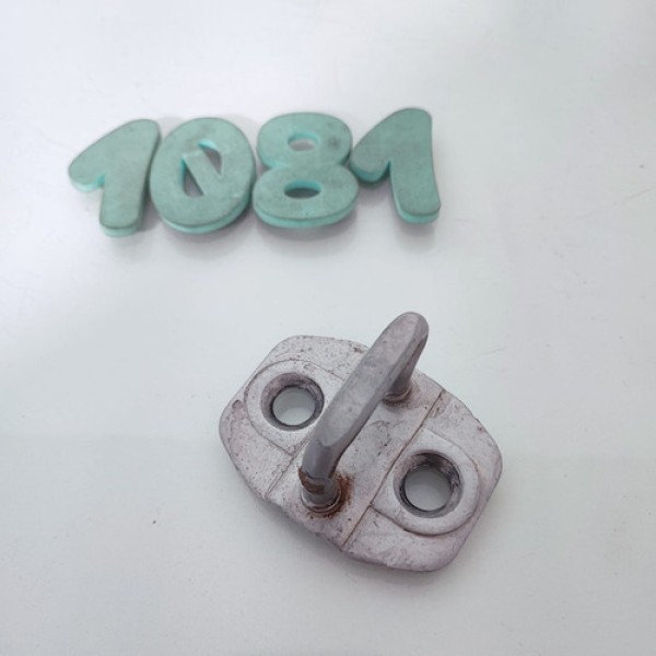 Batente Da Fechadura Da Porta Fiat Freemont Cx 1081