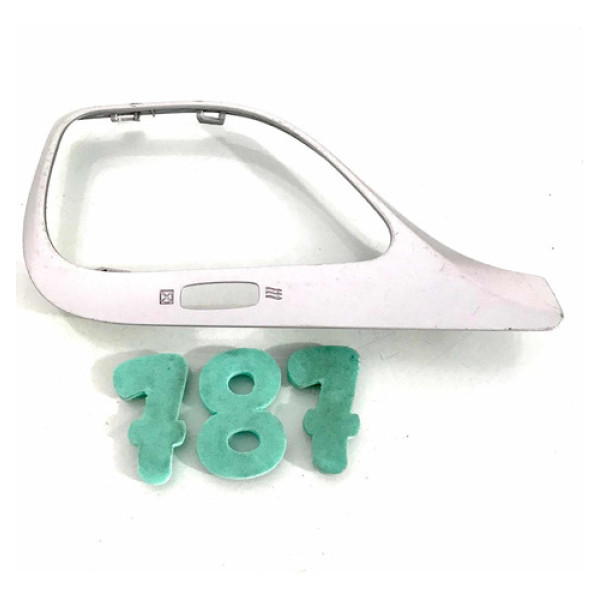 Moldura Difusor Ar Lado Esquerdo Fiat Freemont - Cx 787