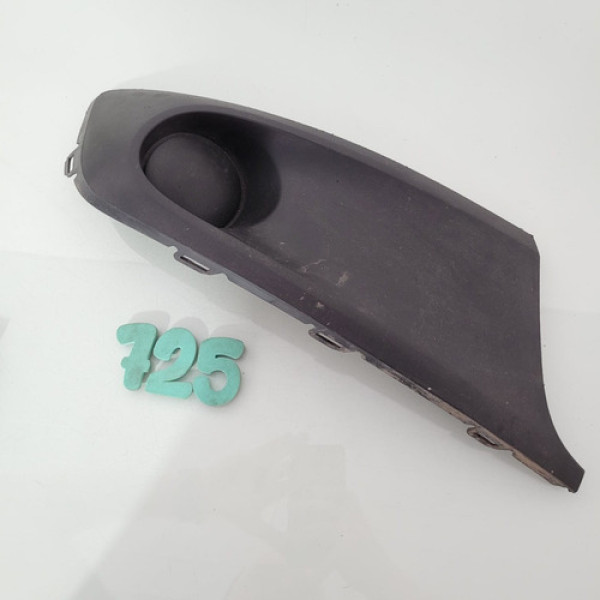 Grade Farol De Milha Lado Direito Vw Fox Cx 725