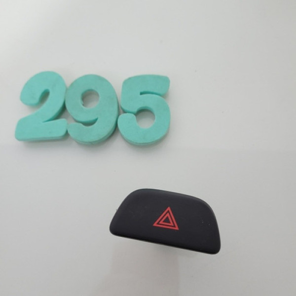 Botão Do Pisca Alerta Nissan March