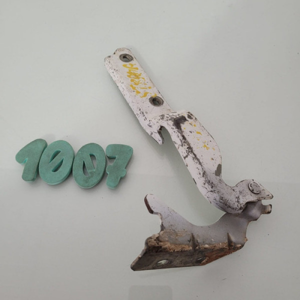 Dobradiça Capo Lado Esquerdo Fiat Strada Cx 1007