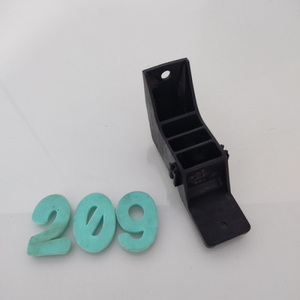 Suporte Guia Parachoque Traseiro Hyundai I30