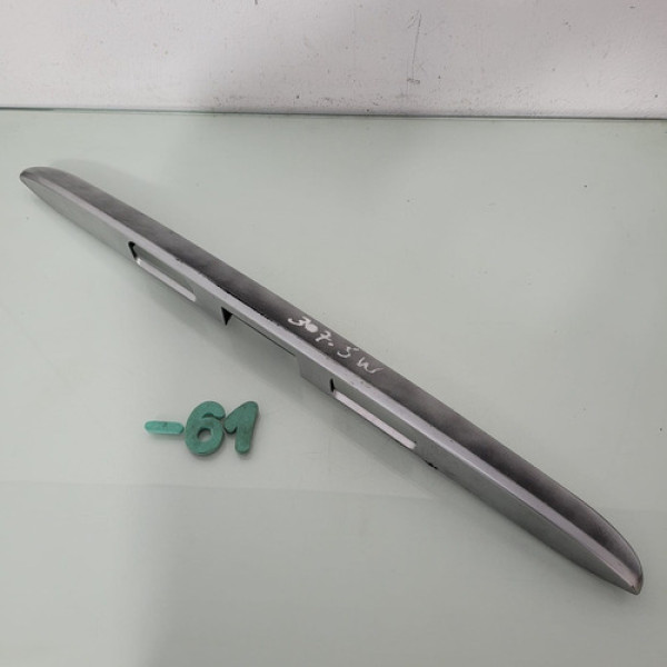 Acabamento Placa Tampa Traseira Peugeot 307sw