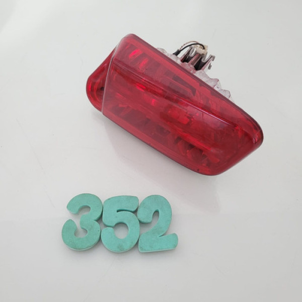 Lanterna Tampa Traseira Lado Esquerdo Fiat Stilo