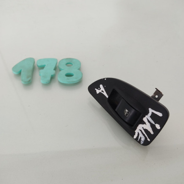 Botão Vidro Elétrico Traseiro Direito Fiat Linea 