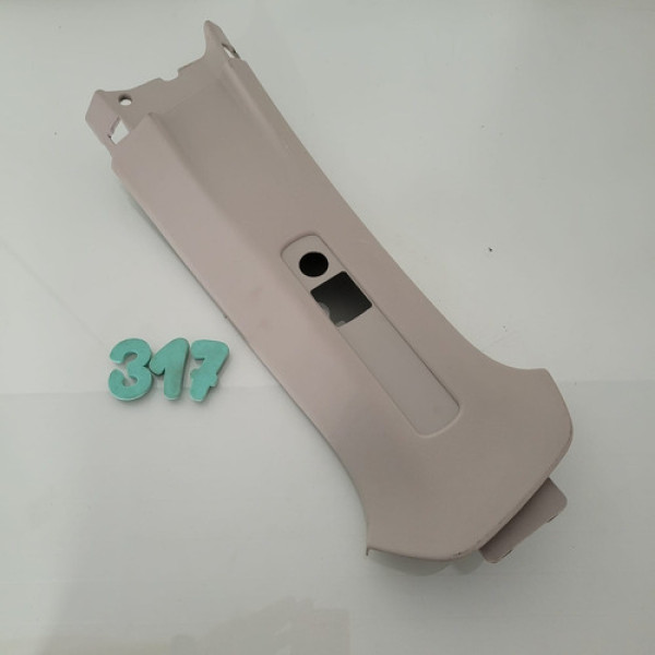 Acabamento Coluna Lateral Lado Direito Gm Spin