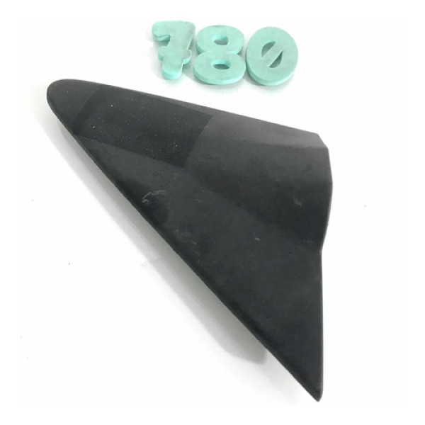 Moldura Acab. Externo Retrovisor L. Dir. Onix 2015/19 Cx 780