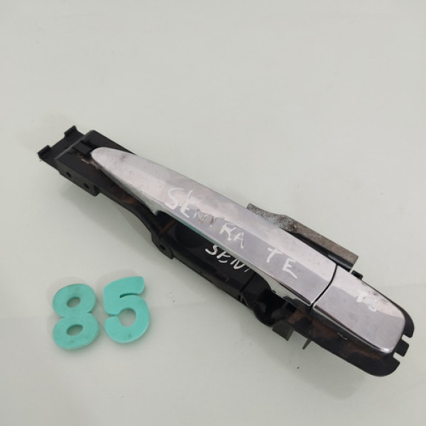 Maçaneta Externa Traseira Esquerda Nissan Sentra 2015 