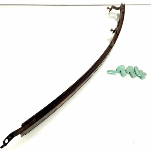 Guia De Vidro Traseiro Esquerdo Volkswagen Parati G3 - S-114