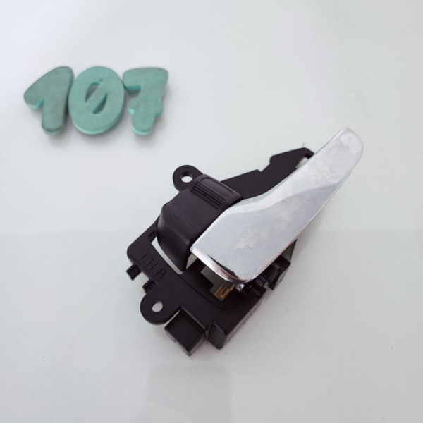 Maçaneta Interna Dianteira Esq. Mitsubishi L200 Triton Cx107