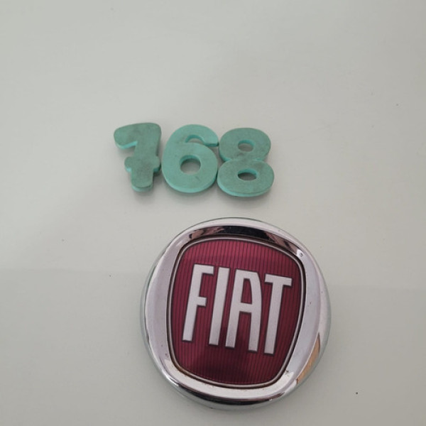 Emblema Grade Dianteira Fiat Fiorino 2015 Cx 768