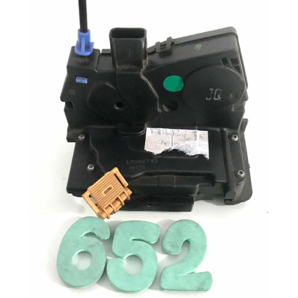 Fechadura Porta Traseira Esquerda Gm Spin