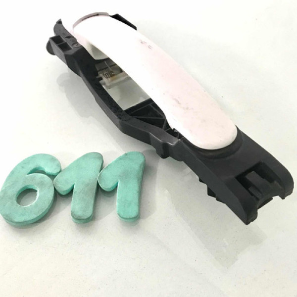 Maçaneta Externa Dianteira Direita Volkswagen Fox G5