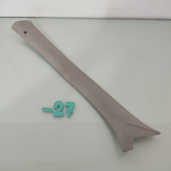 Acabamento Coluna Parabrisa Lado Esquerdo  Gm Celta 2001