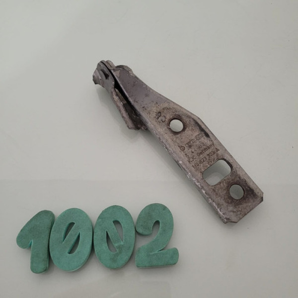 Dobradiça Do Capo Lado Direito Vw Golf 2001 Cx 1002