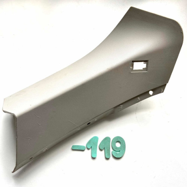 Acabamento Coluna Traseira Direita Fiat Freemont  - S-119