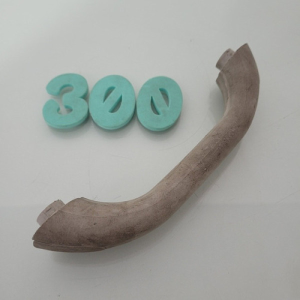 Alça Pqp Teto Dianteiro Direito Dodge Journey 