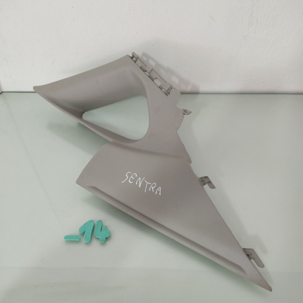 Acabamento Coluna Traseira Esquerda Nissan Sentra 2015 