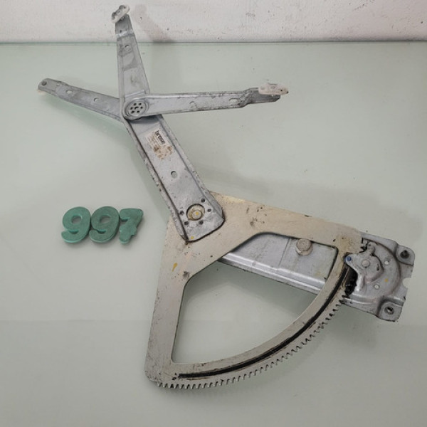 Máquina Vidro Manual Dianteiro Direito Gm Celta 2p Cx 997