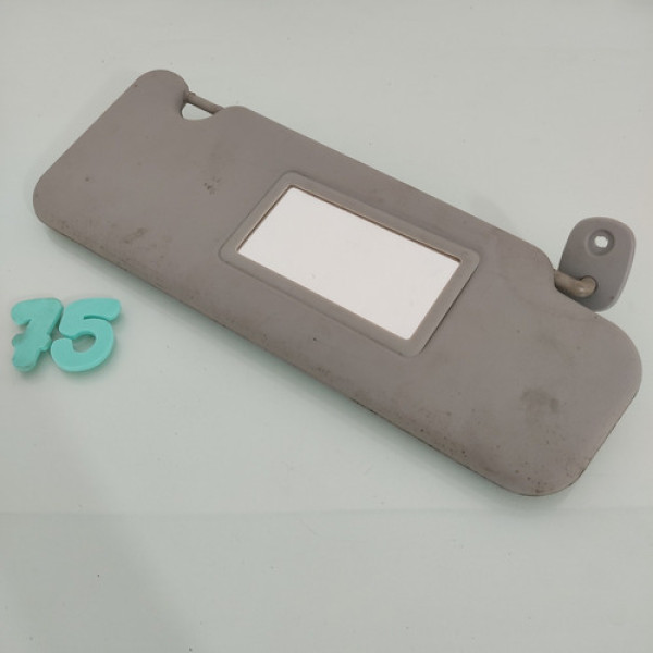 Quebra Sol Lado Direito Renault Sandero 2009 A 2013