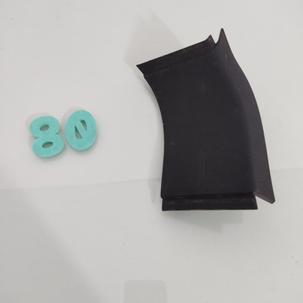 Acabamento Porta Malas Lado Direito Ford Focus 2013