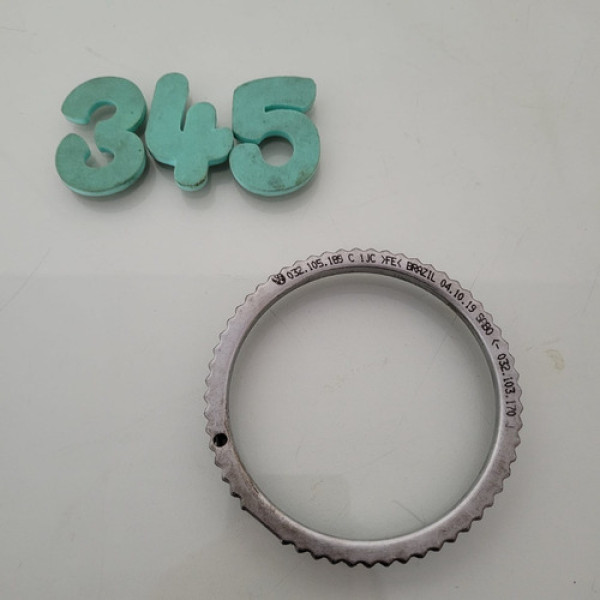 Retentor Do Virabrequim Vw Saveiro G5 G6 1.6 Cod 032105189c 