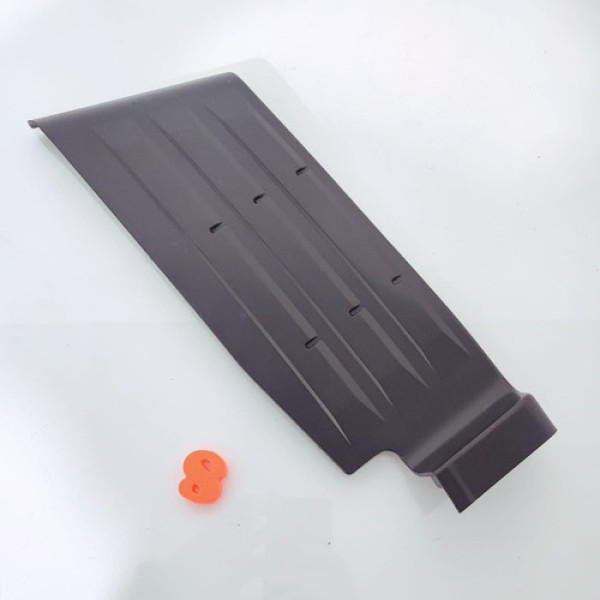 Pisante Parachoque Traseiro Esquerdo Mitsubishi L200 Cx 8