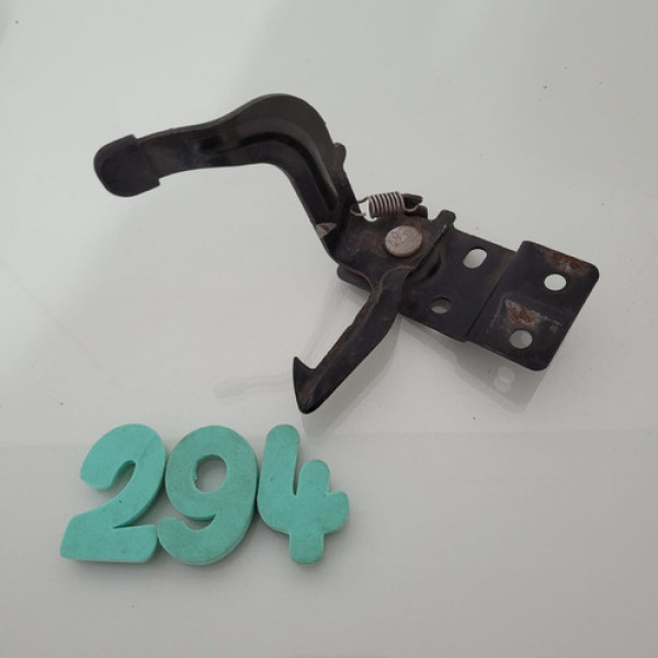 Trava De Abertura Do Capo Nissan March