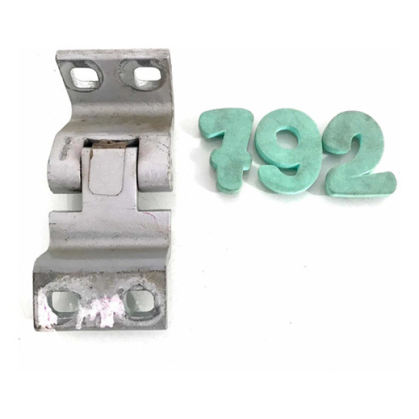 Dobradiça Porta Traseira Direita Fiat Fiorino 2020 - Cx 792