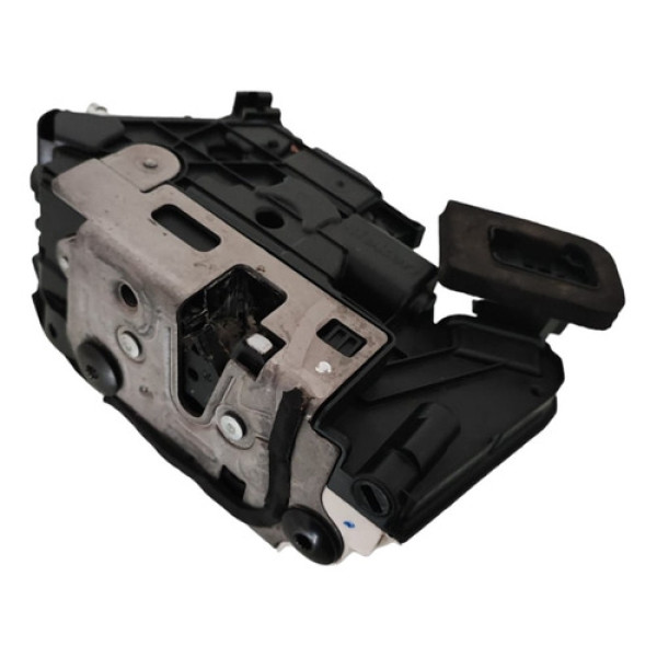 Fechadura Porta Dianteira Direita Vw Jetta 2011 A 2017