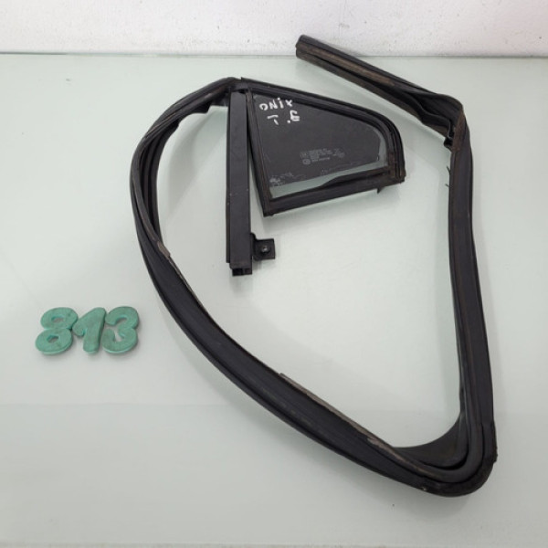 Vidro Fixo E Borracha Porta Tras. Esq. Gm Onix Prisma Cx 813