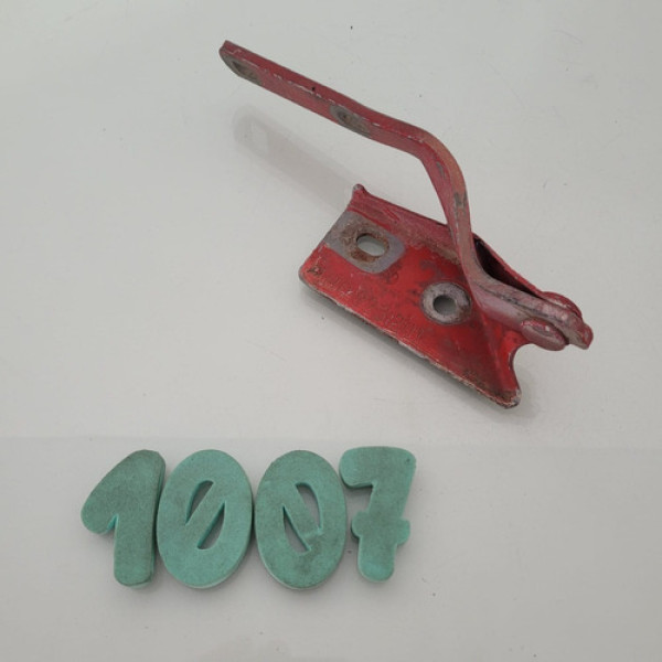 Dobradiça Capo Lado Esquerdo Vw Golf 1996 Cx 1007