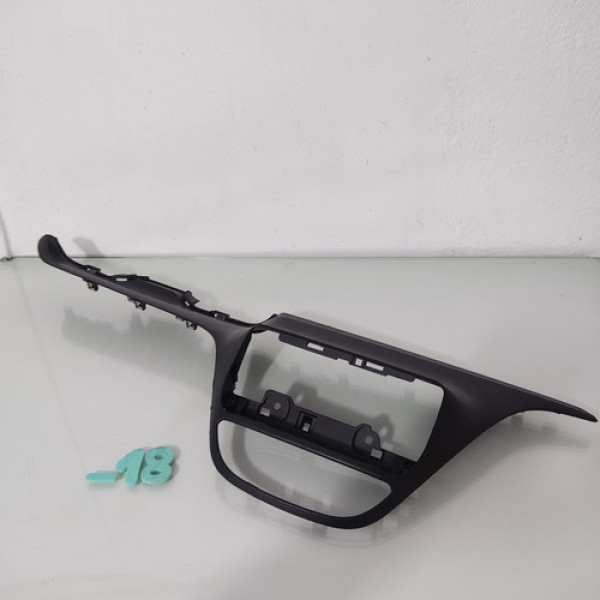 Moldura Painel Central Peugeot 208