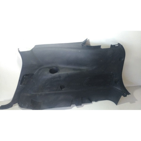 Acabamento Interno Traseiro Lado Direito Fiat Freemont